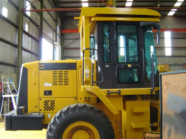 Loader ROPS FOPS structure by QMW