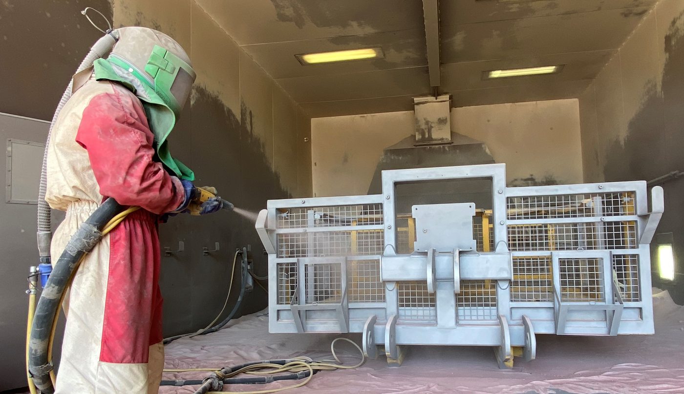 Garnet blasting in the QMW blast room